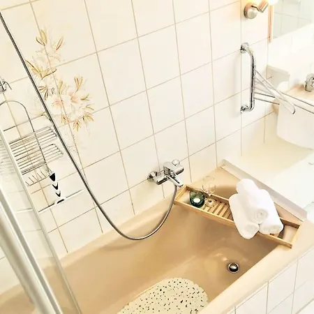 Haus Gerda 5 *